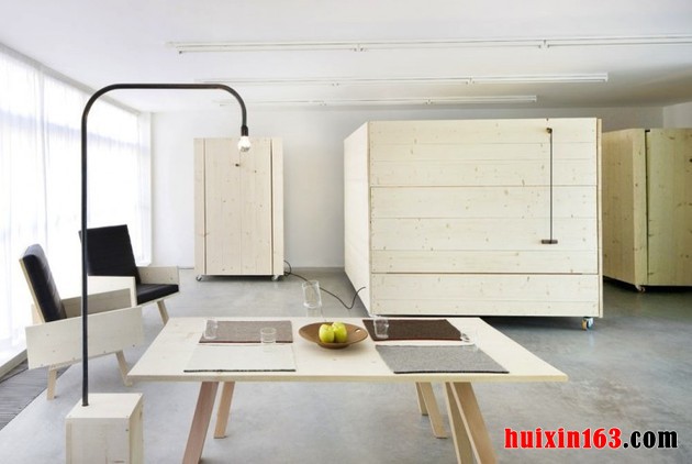 public-studio-converts-private-living-multi-purpose-furnishings-2-day-thumb-630x422-26302