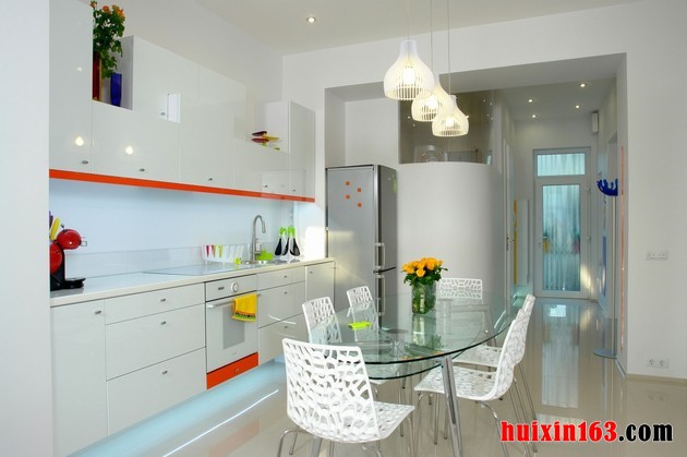 colour-decorating-ideas-for-a-dream-apartment-in- budapest-5-kitchen-thumb-630x419-15137