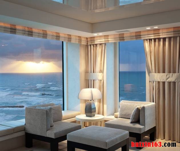 contemporary-apartment-overlooking-sea-cozy-luxurious-2-liv-thumb-630xauto-43408