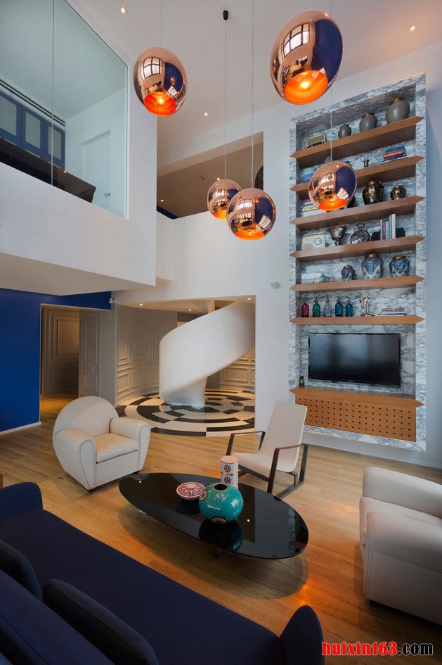 stylish-and-elegant-penthouse-in-white-and-blue-3-thumb-autox945-39405