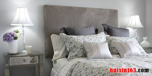 florals-dont-have-to-be-girly-take-a-look-at-these-tips-to-help-add-them-to-your-home_161_62479_0_14093036_1000
