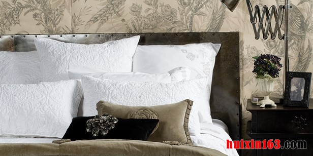 Decorating-Whiteport-Bedroom01