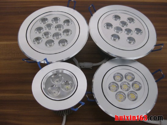 LED%E5%A4%A9%E8%8A%B1%E7%81%AF